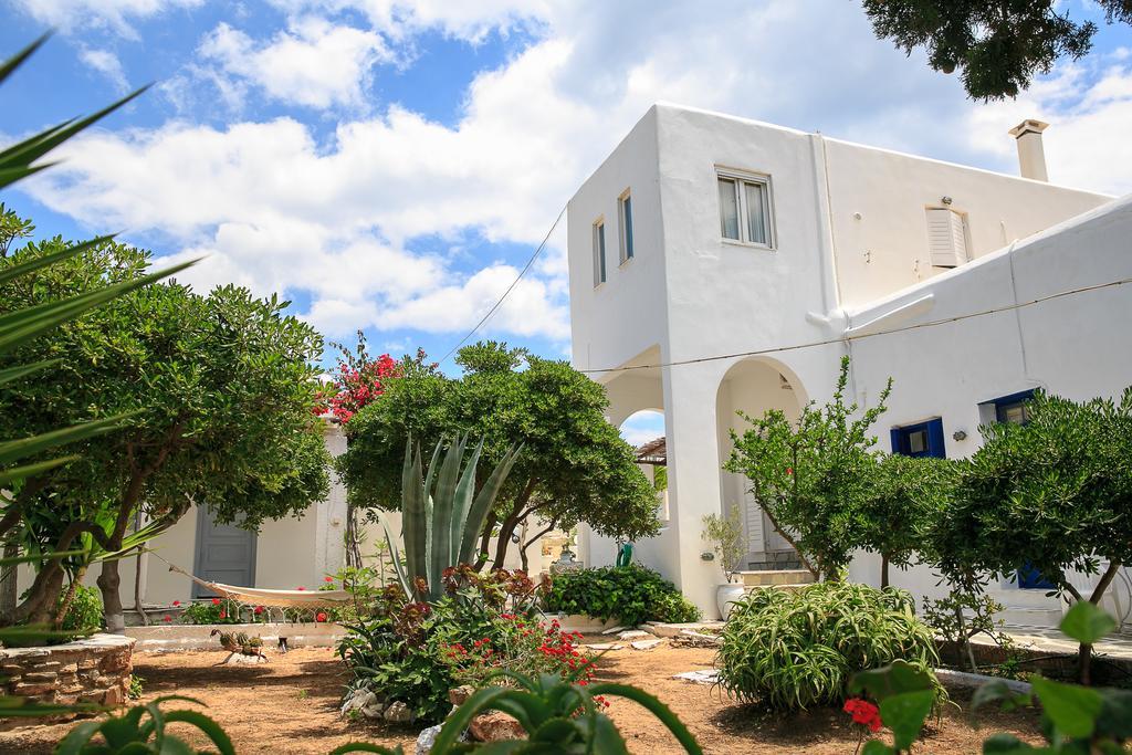 Paros Rita Studios Piso Livadi Phòng bức ảnh