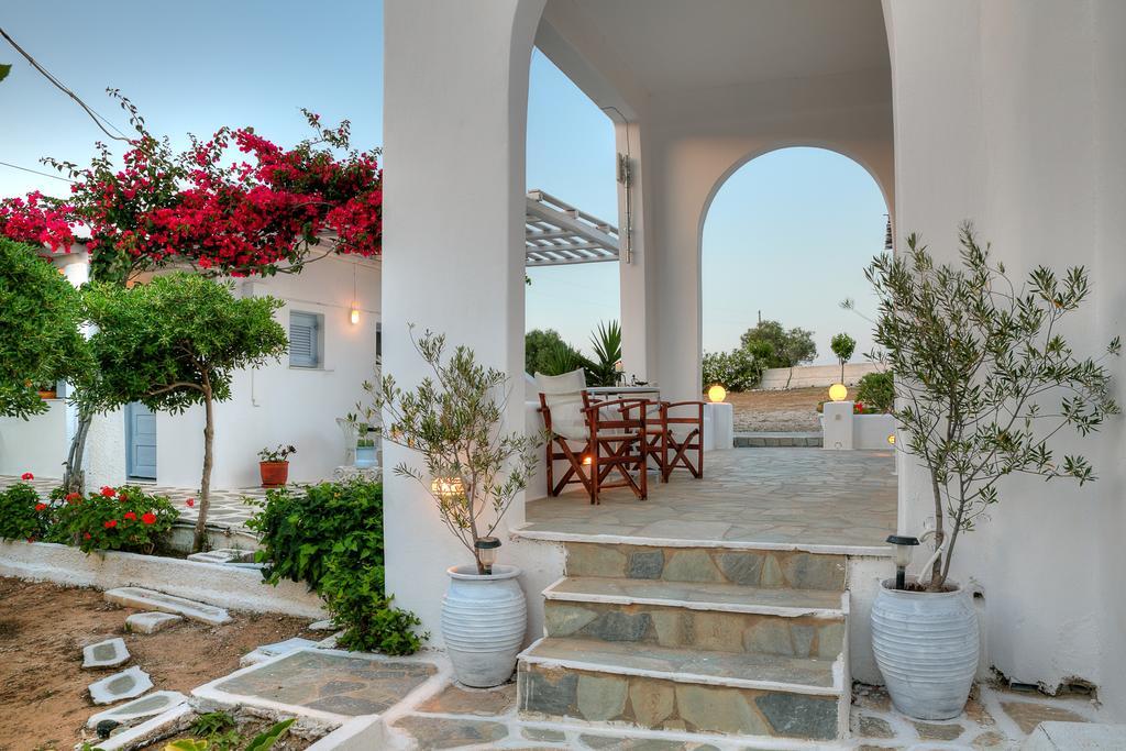 Paros Rita Studios Piso Livadi Phòng bức ảnh